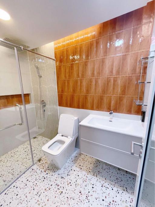 1 ห้องนอน, 1 ห้องน้ำ คอนโด ราคา ฿ 6,025,500