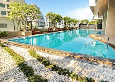 1 bed Duplex in Bright Sukhumvit 24 Khlongtan Sub District D017465