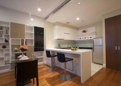 1 bed Duplex in Bright Sukhumvit 24 Khlongtan Sub District D017465