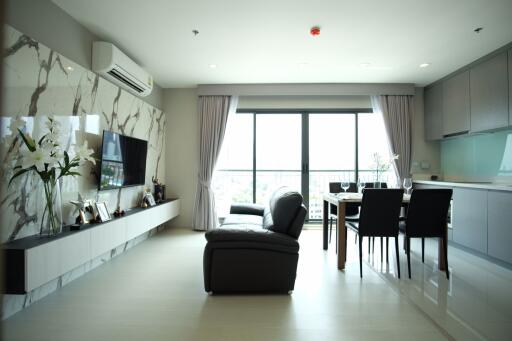 2 bed Condo in Rhythm Sukhumvit 36-38 Phra Khanong Sub District C017454