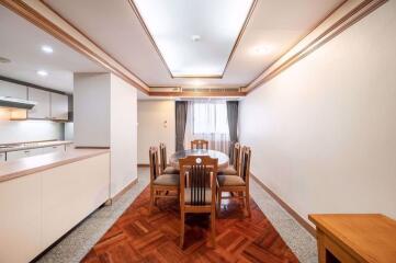 2 bed Penthouse in United Tower Khlong Tan Nuea Sub District P017453