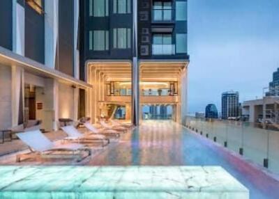 1 bed Condo in Edge Sukhumvit 23 Khlong Toei Nuea Sub District C017447