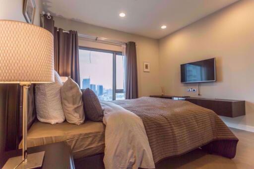 1 bed Condo in The Crest Sukhumvit 34 Khlongtan Sub District C017435