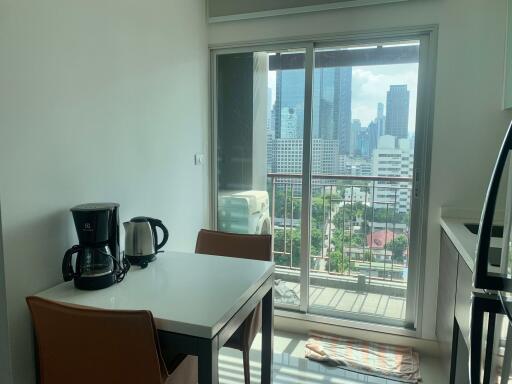 1 bed Condo in Centric Sathorn - Saint Louis Yan Nawa Sub District C017430