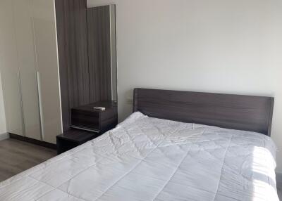 1 bed Condo in Centric Sathorn - Saint Louis Yan Nawa Sub District C017430