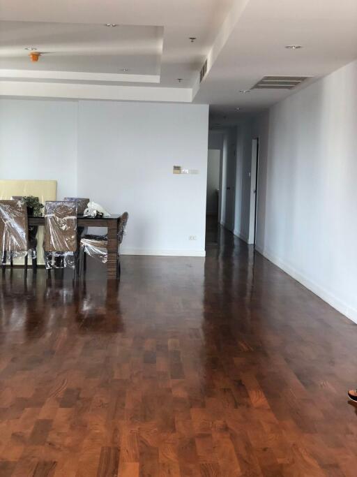 3 bed Condo in Baan Siri 24 Khlongtan Sub District C017413