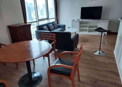2 bed Condo in Asoke Place Khlong Toei Nuea Sub District C017384