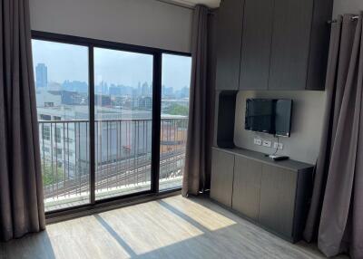 2 bed Condo in Noble Reform Samsennai Sub District C017352