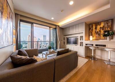 2 bed Condo in The Lumpini 24 Khlongtan Sub District C017346