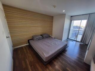 2 bed Condo in The Room Sukhumvit 79 Phrakhanongnuea Sub District C017296