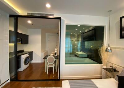 1 bed Condo in The Address Chidlom Lumphini Sub District C017237