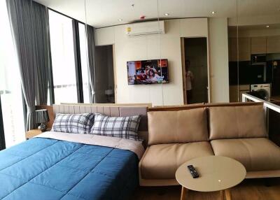 Studio bed Condo in Park Origin Phromphong Khlongtan Sub District C017235