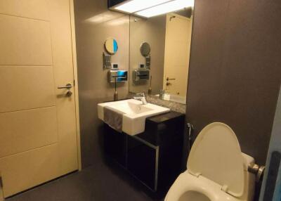 1 ห้องนอน, 1 ห้องน้ำ คอนโด ราคา ฿ 29,000/เดือน