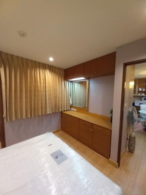 2 bed Condo in Baan Chan Khlong Tan Nuea Sub District C017208