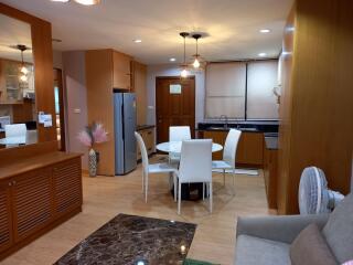 2 bed Condo in Baan Chan Khlong Tan Nuea Sub District C017208