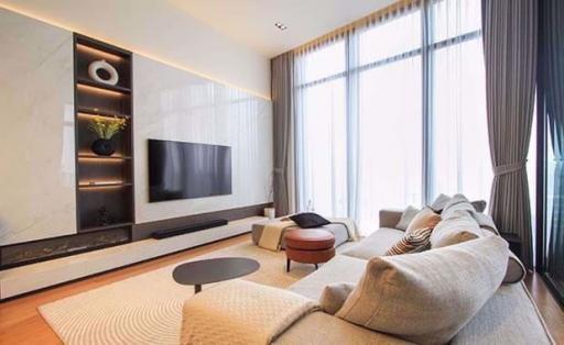 2 bed Condo in BEATNIQ Sukhumvit 32 Khlongtan Sub District C017197