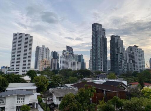 1 bed Condo in The Reserve Sukhumvit 61 Khlong Tan Nuea Sub District C017194