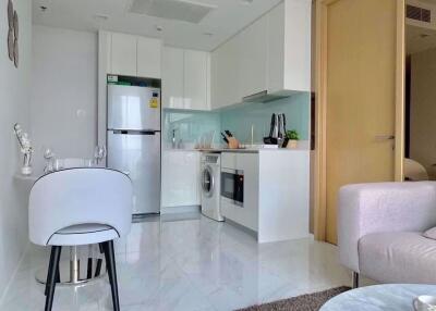 2 bed Condo in Hyde Sukhumvit 11 Khlong Toei Nuea Sub District C017190