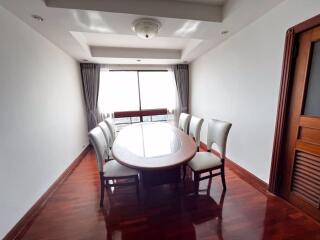 3 bed Condo in President Park Sukhumvit 24 Khlongtan Sub District C017188