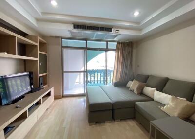 3 bed Condo in Royal Castle Khlong Tan Nuea Sub District C017180