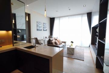 1 bed Condo in Saladaeng One Silom Sub District C017172