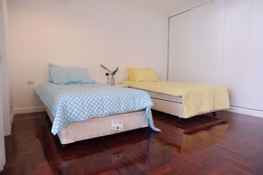 2 bed Condo in SanguanSap Mansion Yan Nawa Sub District C017170