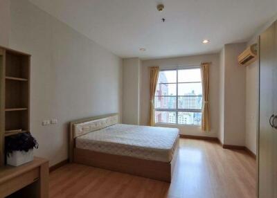 3 bed Penthouse in CitiSmart Sukhumvit 18 Khlongtoei Sub District P017167