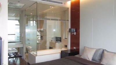 2 bed Condo in The Address Sukhumvit 28 Khlongtan Sub District C017166