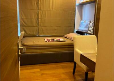 2 bed Condo in The Address Sathorn Silom Sub District C017162