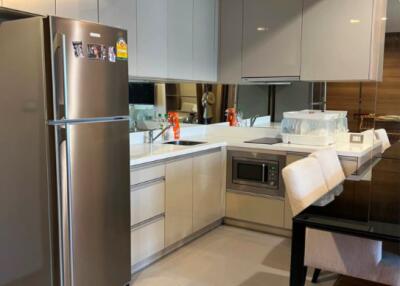 2 bed Condo in The Address Sathorn Silom Sub District C017162