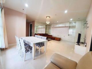 3 bed Condo in Baan Klang Krung Siam-Pathumwan Thanonphetchaburi Sub District C017159