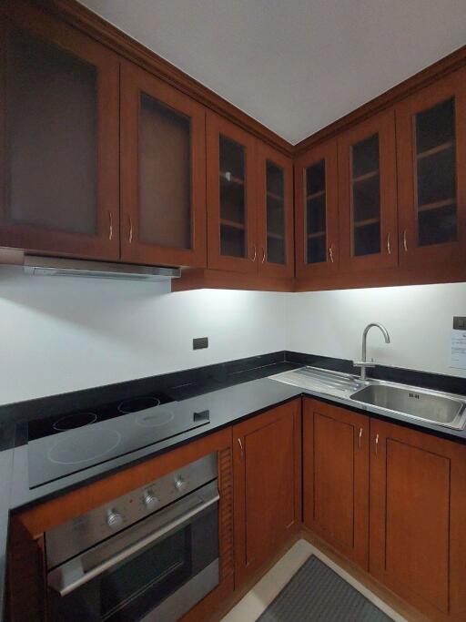 2 bed Condo in Schloss At Thonglor Khlong Tan Nuea Sub District C017152