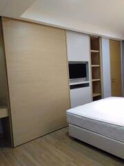 2 bed Condo in Kirthana Residence Khlong Toei Nuea Sub District C017150