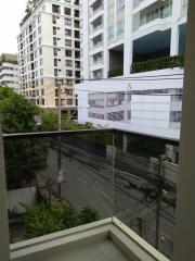 2 bed Condo in Kirthana Residence Khlong Toei Nuea Sub District C017150