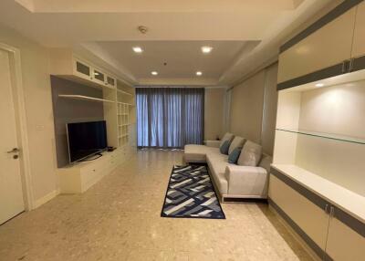 2 bed Condo in Nusasiri Grand Phra Khanong Sub District C017148