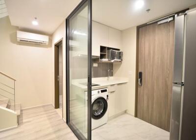 1 bed Duplex in Ideo Mobi Asoke Bangkapi Sub District D017144