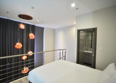 1 bed Duplex in Ideo Mobi Asoke Bangkapi Sub District D017144