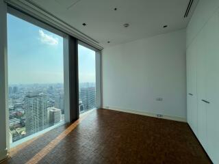 2 bed Condo in The Ritz-Carlton Residences at MahaNakhon Bang Rak District C017122