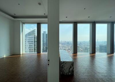 2 bed Condo in The Ritz-Carlton Residences at MahaNakhon Bang Rak District C017122