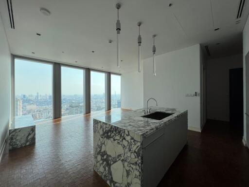 2 bed Condo in The Ritz-Carlton Residences at MahaNakhon Bang Rak District C017122