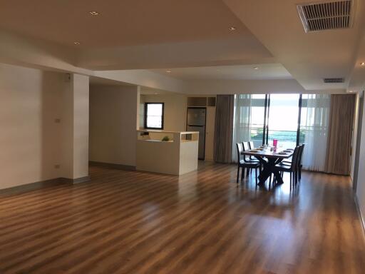 3 bed Condo in Villa Bajaj Khlong Toei Nuea Sub District C017114