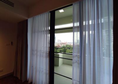 3 bed Condo in Villa Bajaj Khlong Toei Nuea Sub District C017112