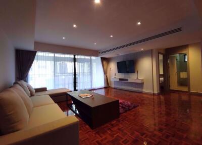 3 bed Condo in Villa Bajaj Khlong Toei Nuea Sub District C017112