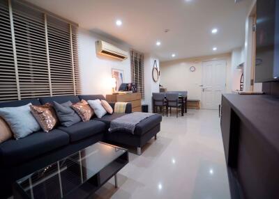 1 bed Condo in The Clover Khlong Tan Nuea Sub District C017101