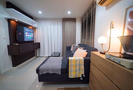 1 bed Condo in The Clover Khlong Tan Nuea Sub District C017101