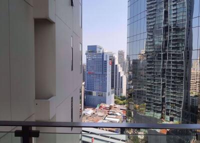 1 bed Condo in The Diplomat 39 Khlong Tan Nuea Sub District C017099