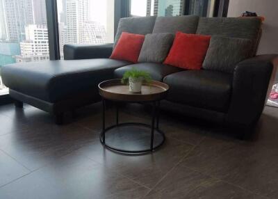 2 bed Condo in The Lofts Silom Silom Sub District C017085