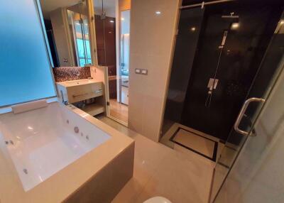 2 bed Condo in The Address Asoke Makkasan Sub District C017060