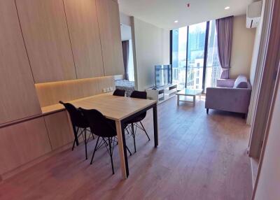 2 bed Condo in Noble Recole Khlong Toei Nuea Sub District C017037