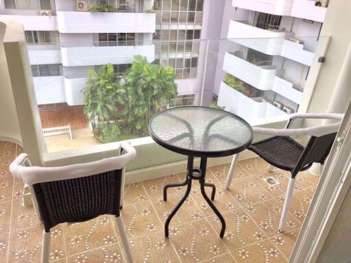 3 bed Condo in DS Tower 1 Sukhumvit 33 Khlong Tan Nuea Sub District C017011